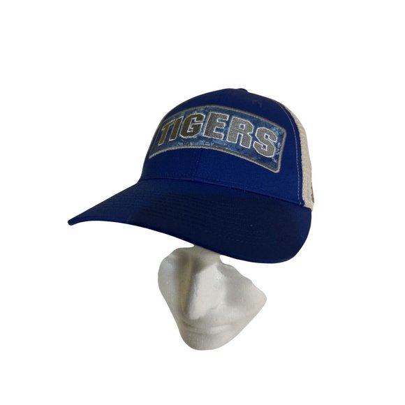 Memphis Tigers Colosseum Blue Mesh Fishing RealTree Trucker SnapBack Hat Cap New - Picture 2 of 9